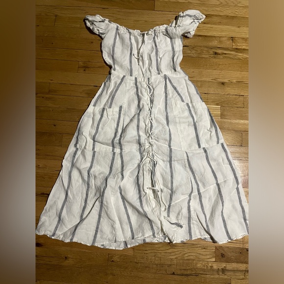 Reformation Bogota Linen Off-Shoulder Dress in Stripes - Size 8 - Picture 4 of 7